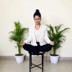 chair yoga stretches during long sitting